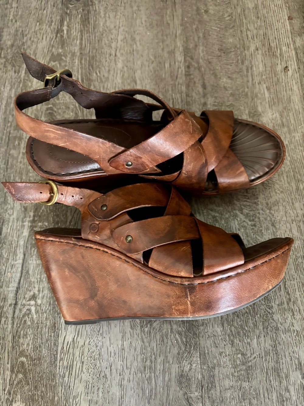 BORN Cataleen Wedge Platform Sandals Boho Bohemian Leather size 9
